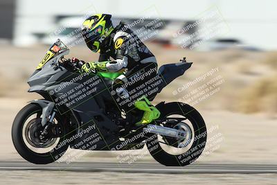 media/Dec-01-2025-Moto Forza (Mon) [[2daa91e15f]]/1-Advanced Group/Session 3 Turn 3 Exit Bump Pans/